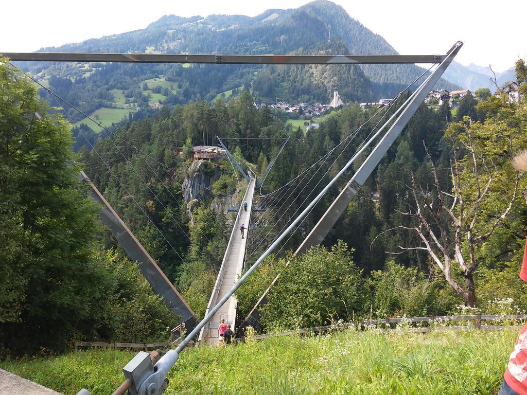 Appartement Haus Hubert à Arzl im Pitztal Extérieur photo